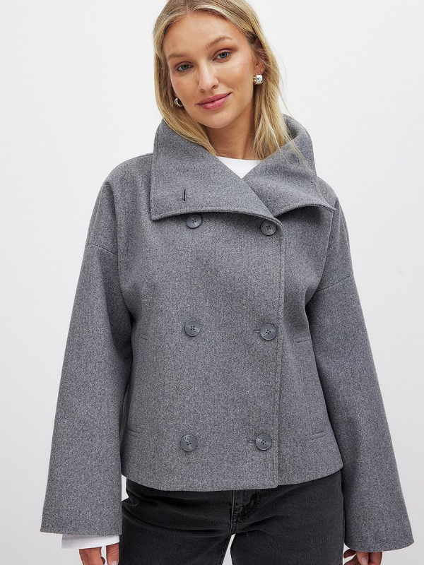 Cappotto Donna con Collo Ampio e Bottoni