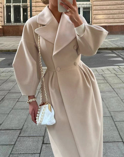 Cappotto lungo con maniche a lanterna e colletto per donna