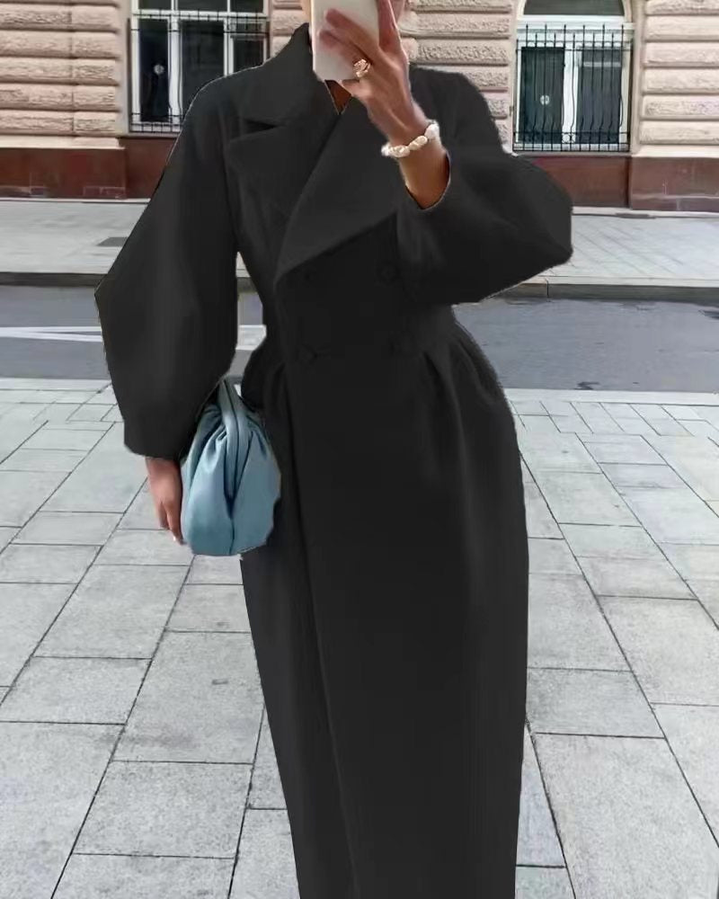 Cappotto lungo con maniche a lanterna e colletto per donna