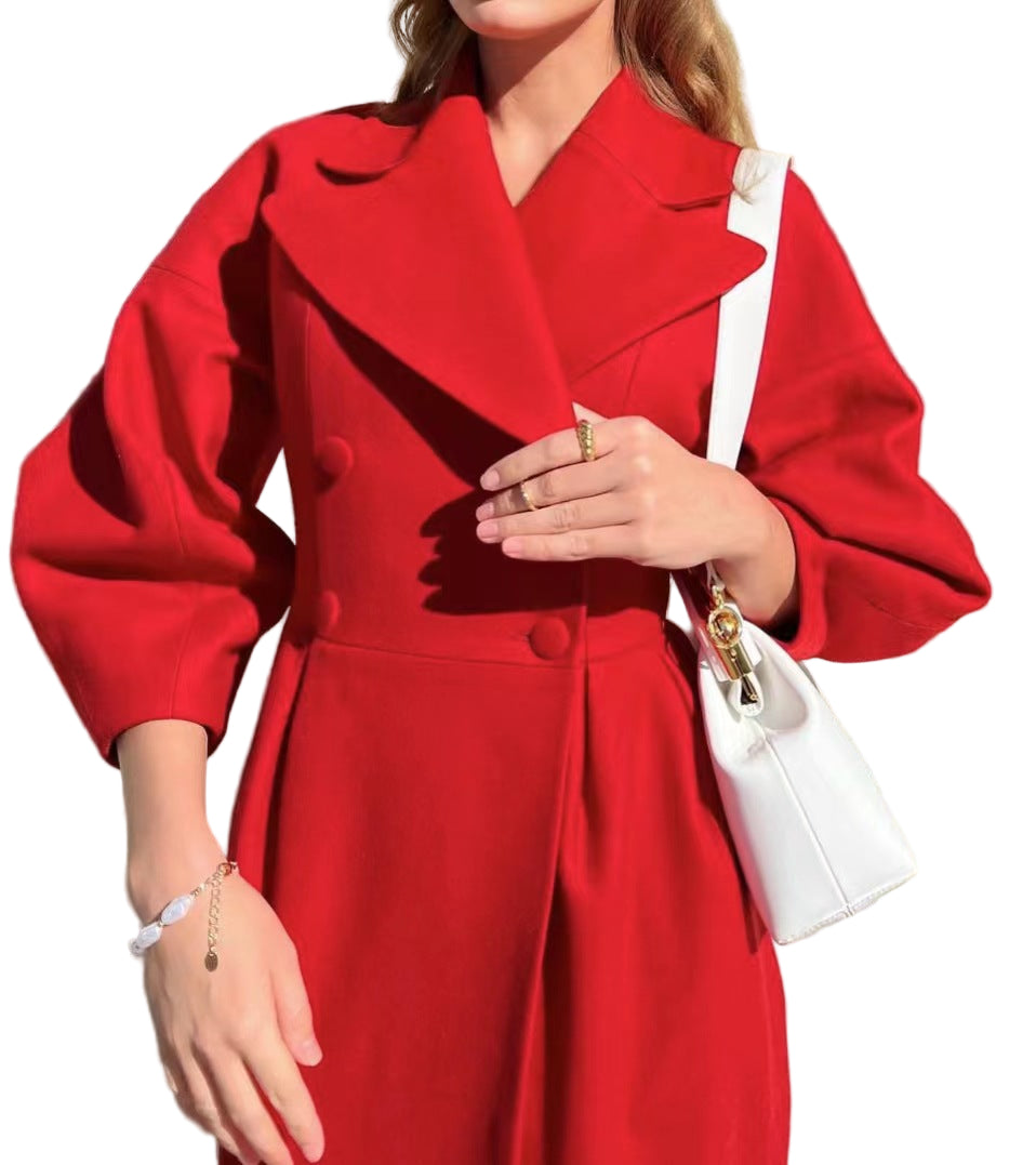 Cappotto lungo con maniche a lanterna e colletto per donna
